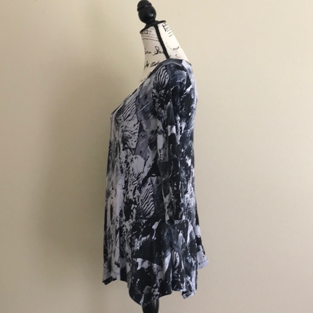Fluttery tunic - Picture 3 of 7